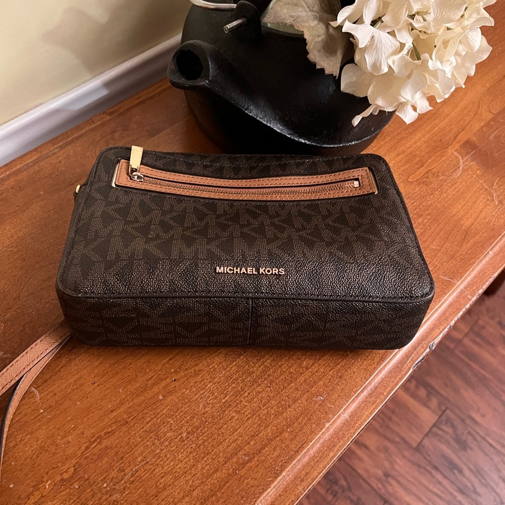 Michael Kors cross bag